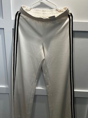 NWT H&M Cream lightweight Scuba type fabric Pants Sz S